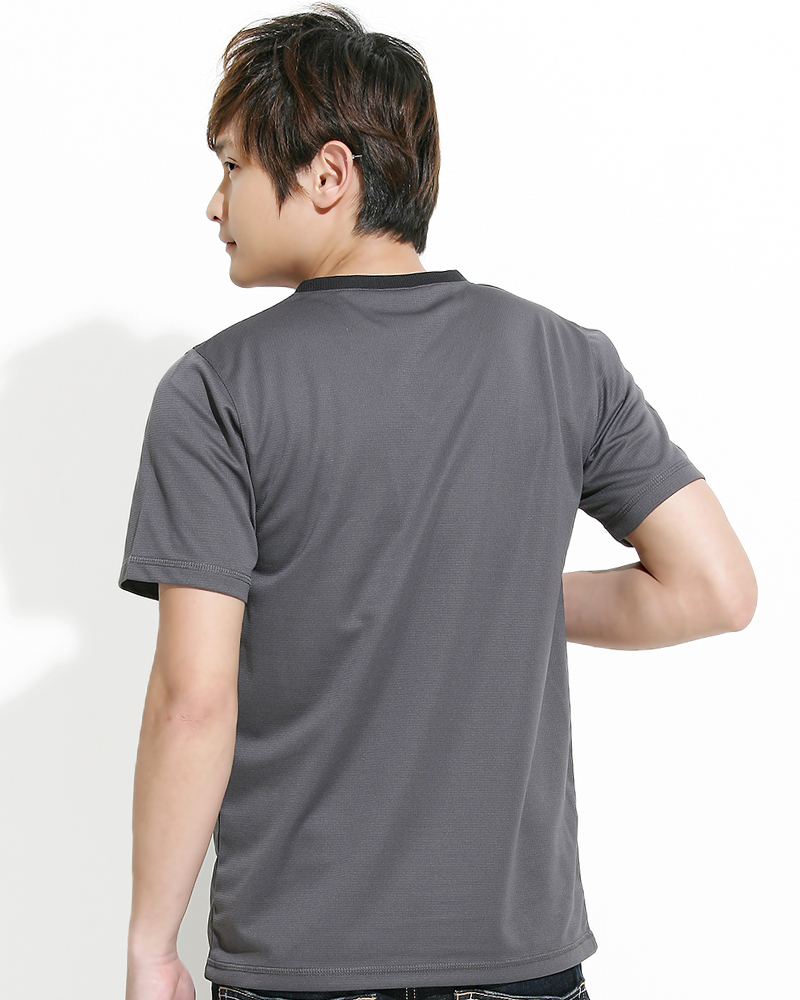 透氣排汗T V領短袖 加口袋 中性 深灰配黑 THTB-BA01-03
